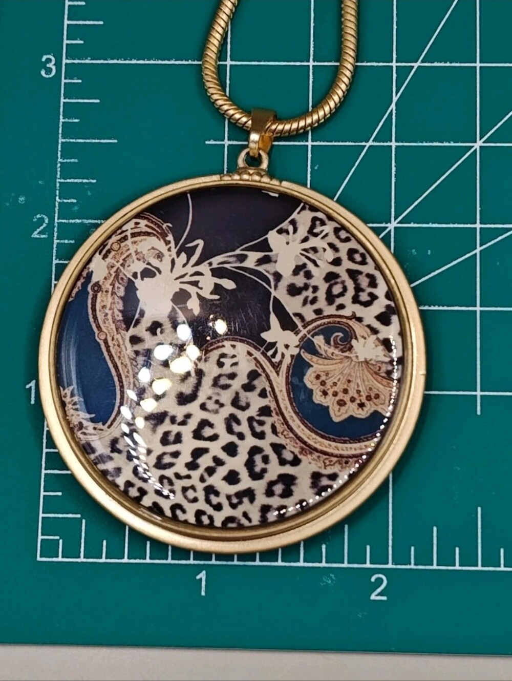 Chico's Leopard Medallion Pendant Necklace Gold Tone Long Opera Snake Chain Nwt - Picture 9 of 11